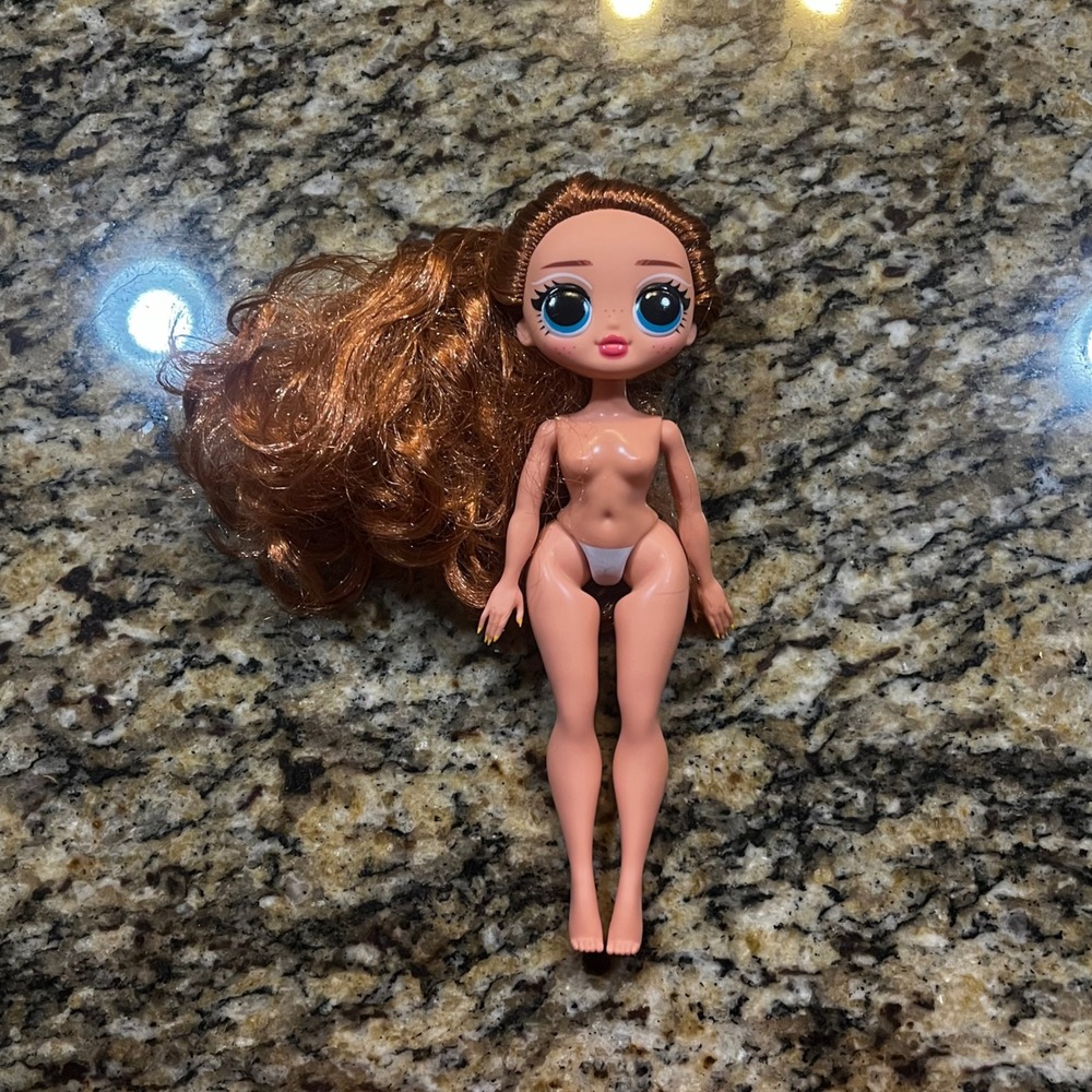 LOL Surprise OMG Swim Coastal Q.T. MGA 2019 Fashion Doll Body Only
